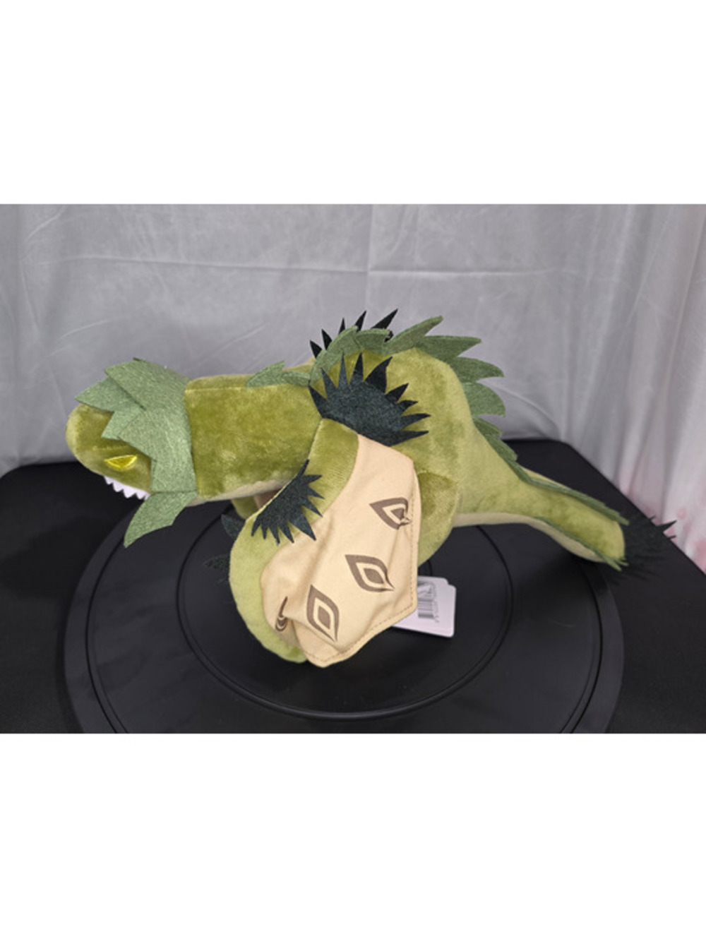 Capcom "Monster Hunter" 15.7" Rathian Plush